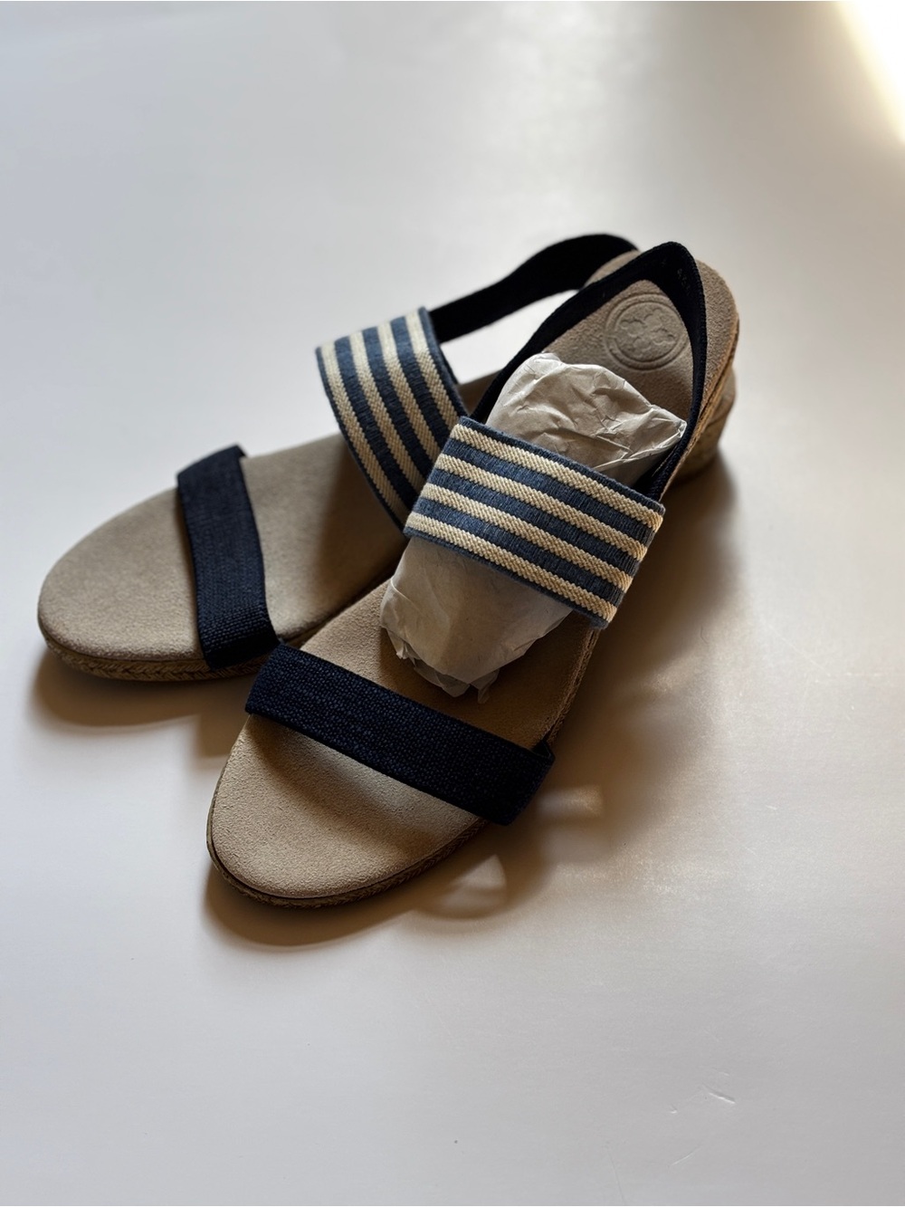 Brand New!! CHARLESTON SHOE CO. “Gladys” Navy Linen Stripe Sandals Size 11